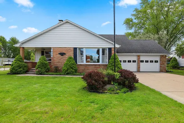 1833 BOND ST, Green Bay, WI 54303-4625