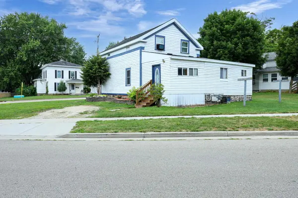 180 RIPON RD, Berlin, WI 54923