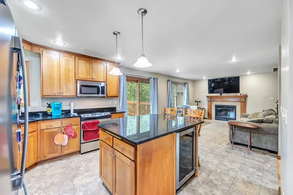 2946 COPPER MOUNTAIN CT, Howard, WI 54313