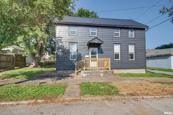 717 N 15TH ST, Quincy, IL 62301