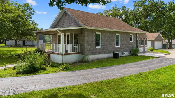 4751 SHERIDAN RD, Groveland, IL 61535