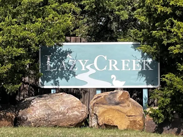 1208 Lazy Creek Ct, Newton, KS 67114