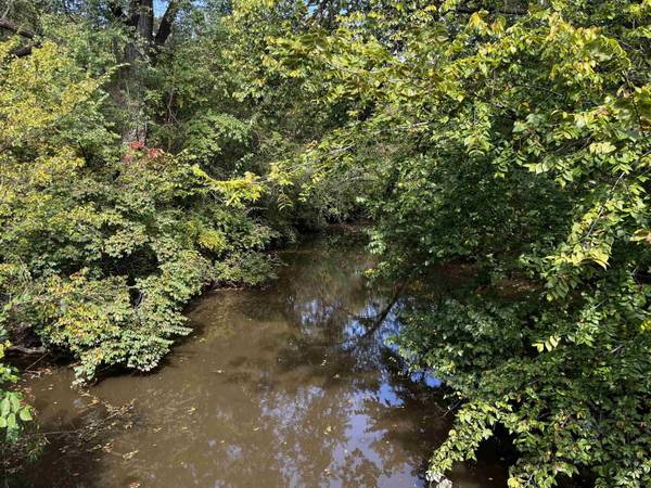 1208 Lazy Creek Ct, Newton, KS 67114