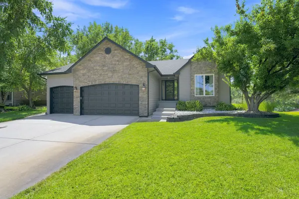 2409 N Hazelwood, Wichita, KS 67205