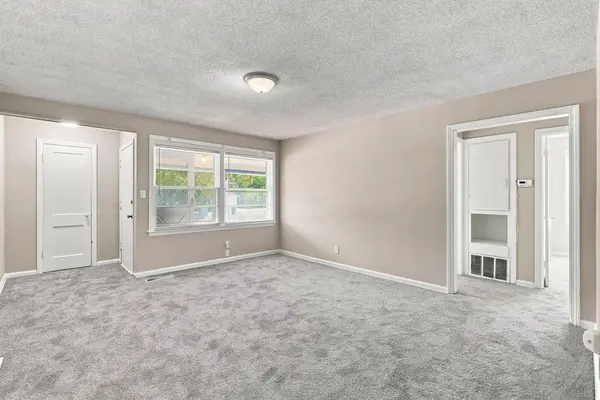 2561 S Hydraulic Ave., Wichita, KS 67216