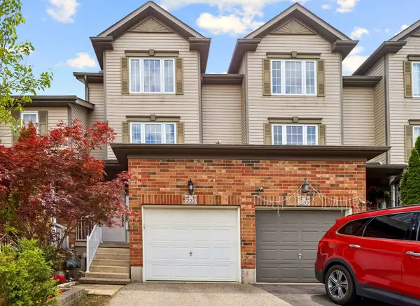 222 SOPHIA CRES, Kitchener, ON N2R 1X8