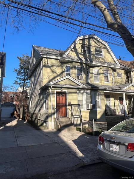 95-27 116th ST, Richmond Hill, NY 11419