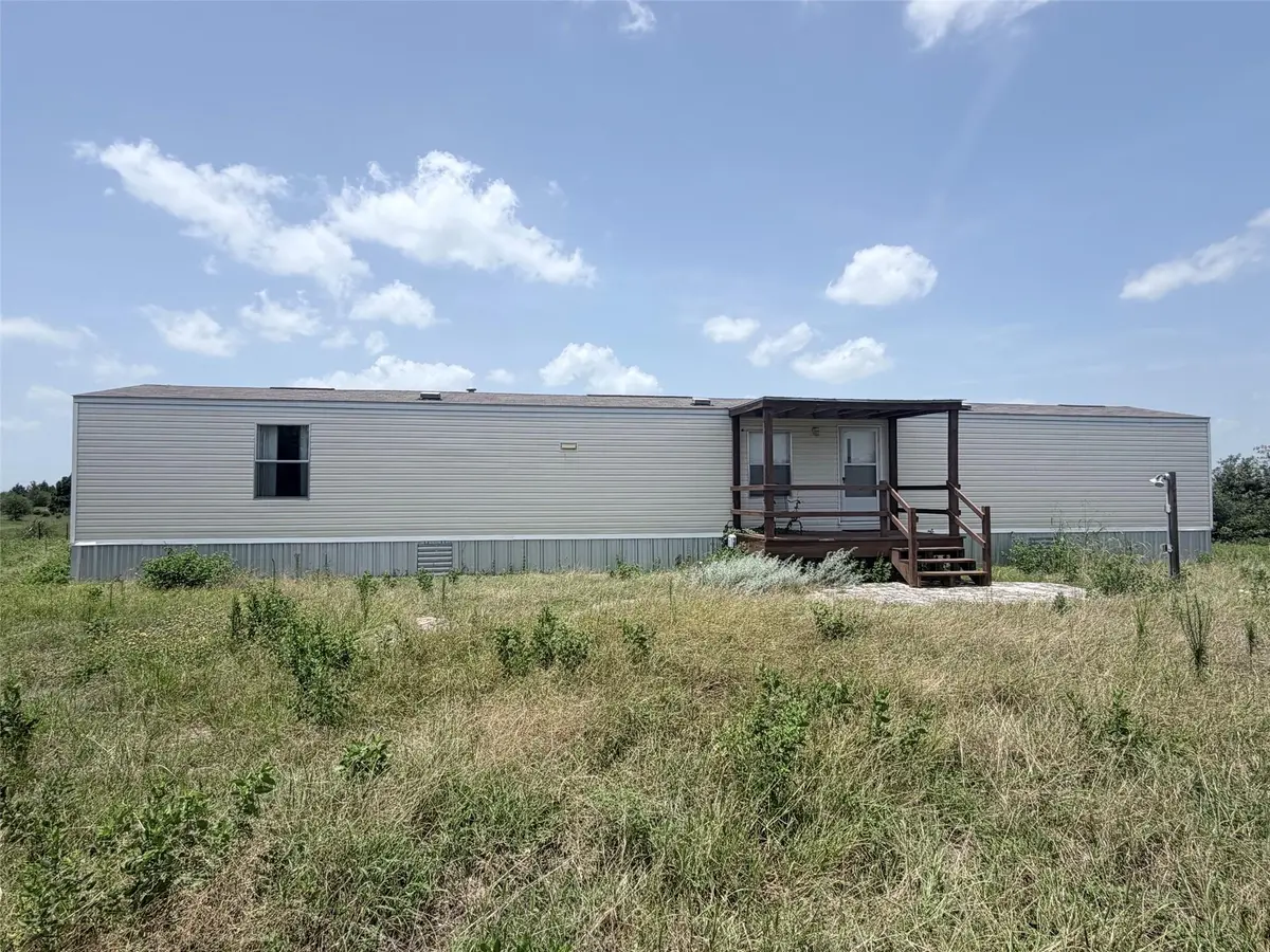 538 Cottletown RD, Smithville, TX 78957