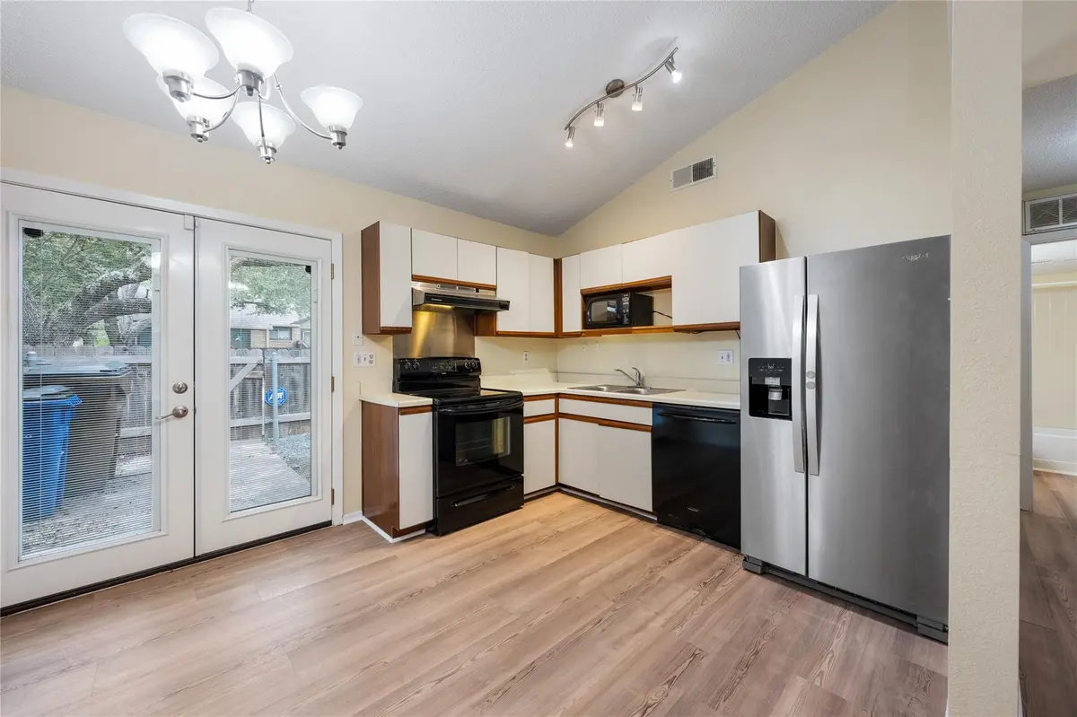 1015 E Yager LN #41, Austin, TX 78753
