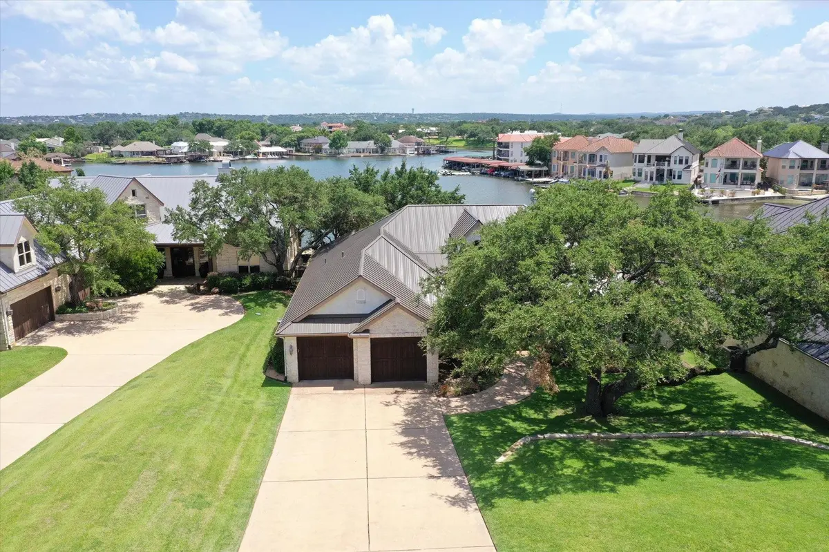 113 Wennmohs Place, Horseshoe Bay, TX 78657