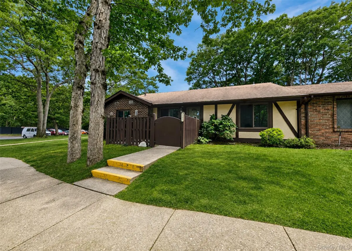 145 Cambridge DR, Port Jefferson, NY 11776