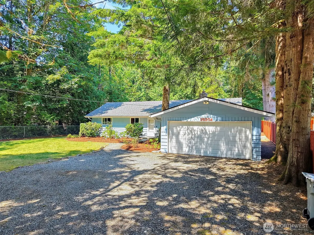 26204 SE 224th ST, Maple Valley, WA 98038