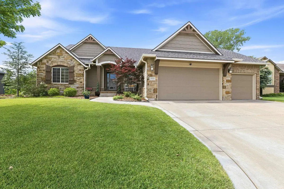 3113 E Sunflower Dr, Derby, KS 67037