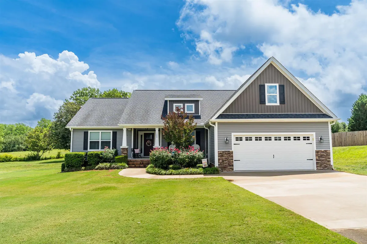 105 Millstone DR, Campobello, SC 29322