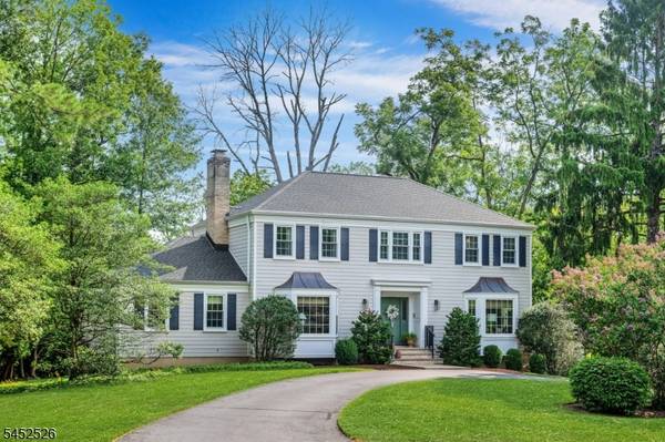 5 Oechsner Ct, Berkeley Heights Twp., NJ 07922