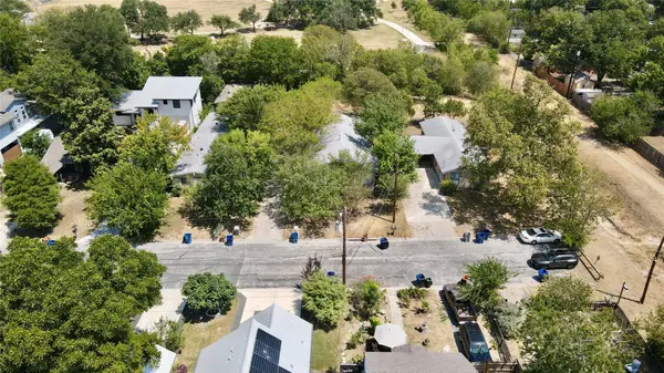 400 Swanee DR, Austin, TX 78752