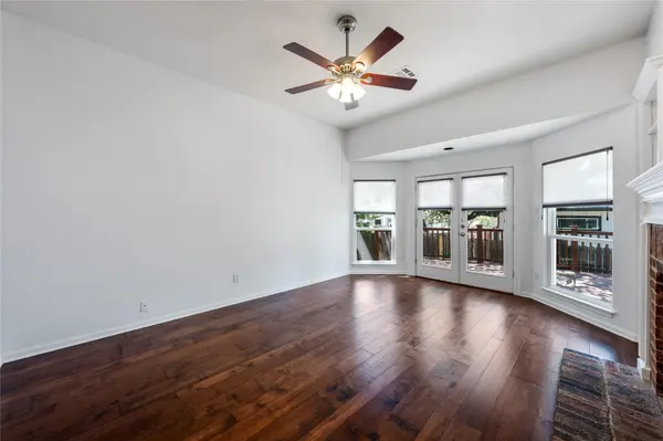 7203 Desert Rose CV, Austin, TX 78750