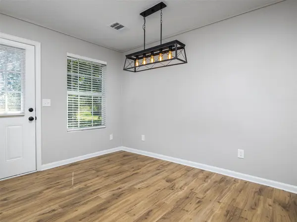212 E Taylor ST, Thrall, TX 76578