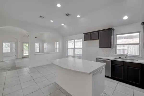 20000 Rhiannon LN, Pflugerville, TX 78660