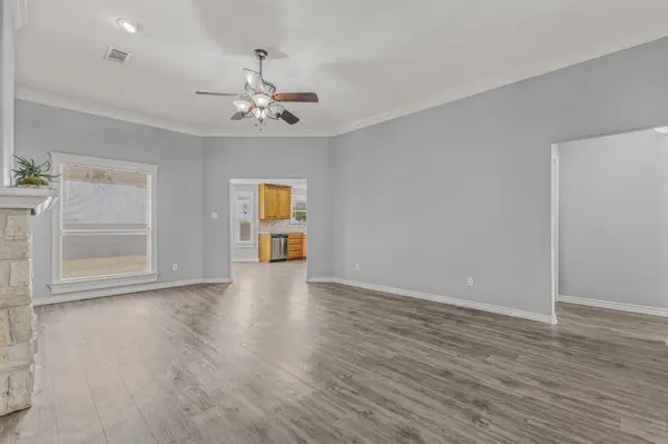 526 Armstrong DR, Belton, TX 76513