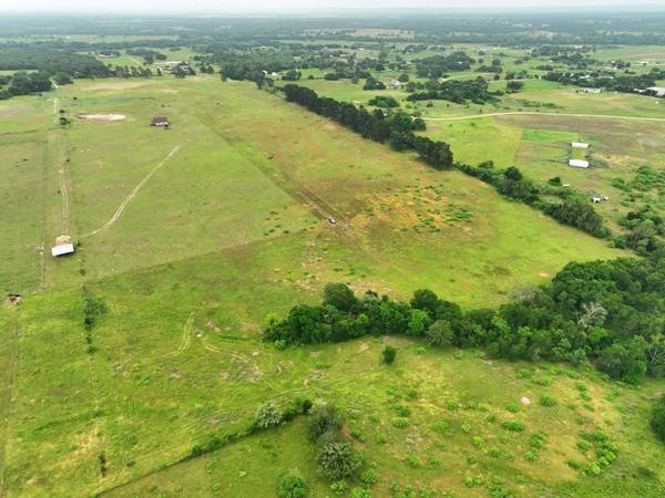 1450 Cattlemens Row #Tract 3, Lockhart, TX 78644