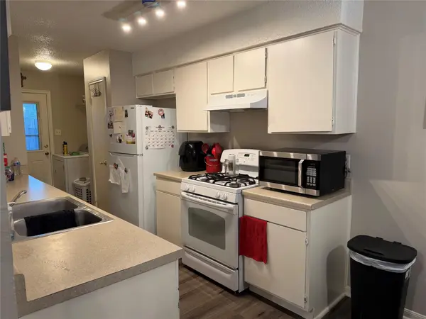 1910 Margalene WAY, Austin, TX 78728