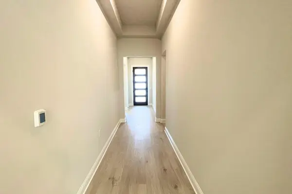 9605 Gladsome PATH, Manor, TX 78653
