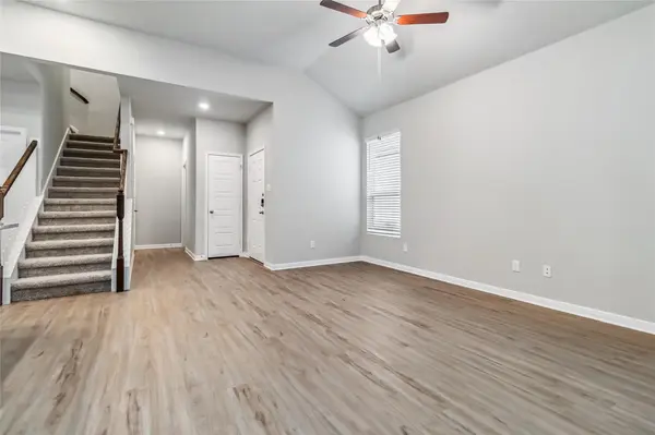 541 Caymus DR #A, Buda, TX 78610