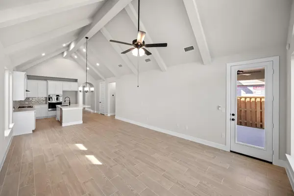 601 Buckaroo DR, Georgetown, TX 78633