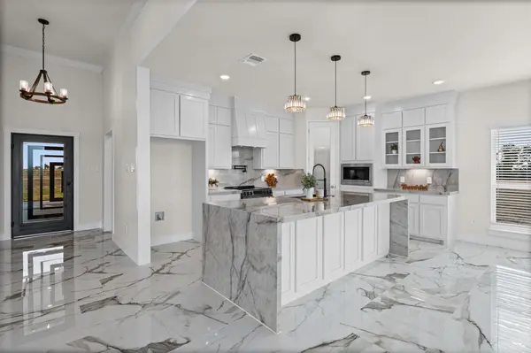 4815 West Farm To Market 485, Buckholts, TX 76518