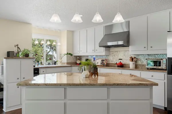 930 Electra, Lakeway, TX 78734