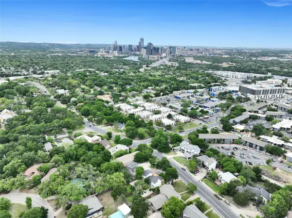 1905 Woodland Ave #A, Austin, TX 78741