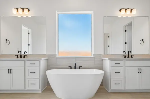 213 Borrego BND, Liberty Hill, TX 78642