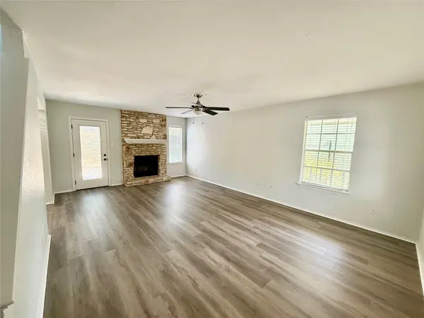 8400 Spring Valley DR, Austin, TX 78736