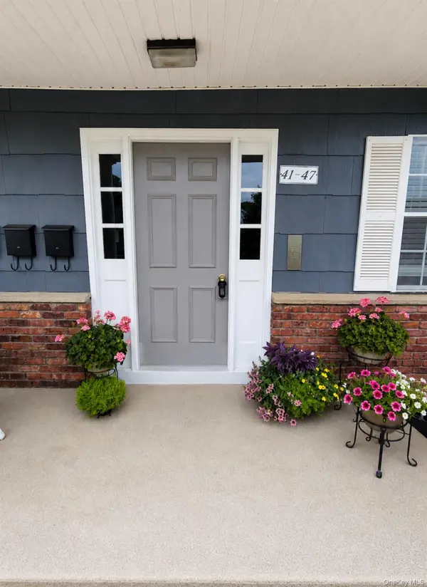 43 Doxbury LN #43, Suffern, NY 10901