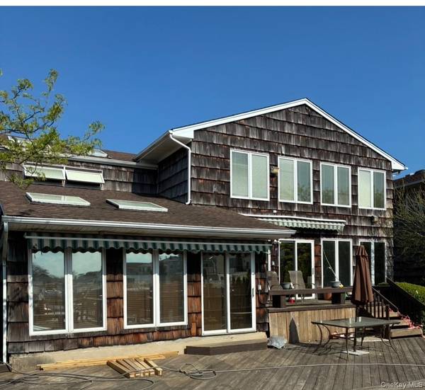 189 Scott DR, Atlantic Beach, NY 11509