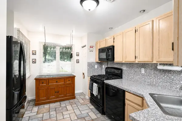 3501 Homestead CT, Peekskill, NY 10566