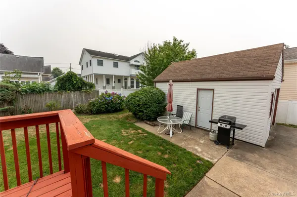 81 Montgomery AVE, Oceanside, NY 11572