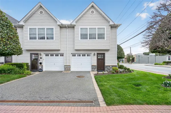 1 Koch PL, Carle Place, NY 11514