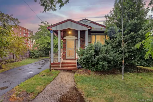 156-07 N Conduit AVE, Jamaica, NY 11434