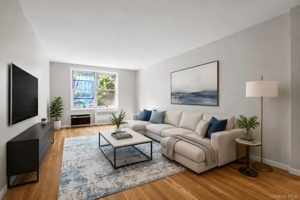 142-05 Roosevelt AVE #320, Flushing, NY 11354