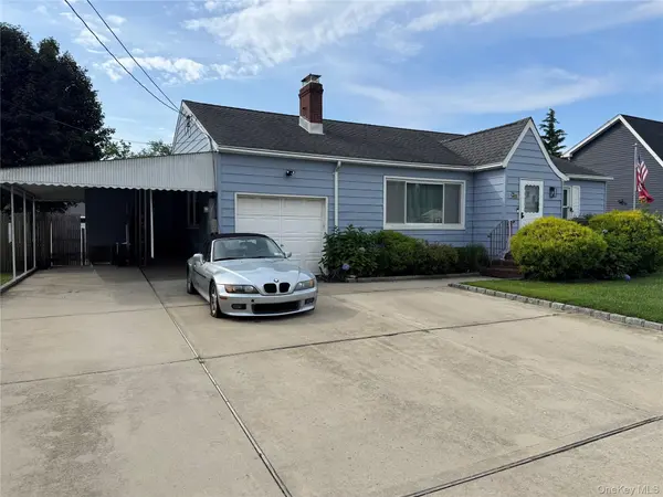 1603 2nd ST, West Babylon, NY 11704