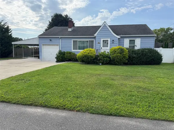 1603 2nd ST, West Babylon, NY 11704