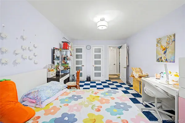 3170 138th ST #5F, Flushing, NY 11354