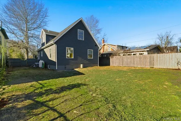 336 2ND ST, Greenport, NY 11944