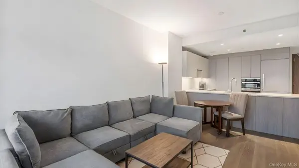 133-36 37th AVE #5E, Flushing, NY 11354