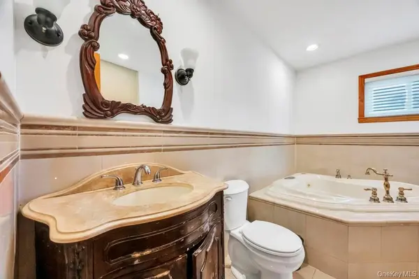 3263 Milburn AVE, Baldwin, NY 11510