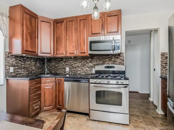11 Balint DR #645, Yonkers, NY 10710