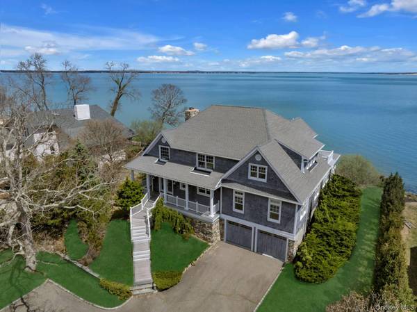 7225 Nassau Point RD, Cutchogue, NY 11935