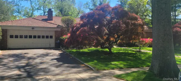 15 Somerset DR, Great Neck, NY 11020